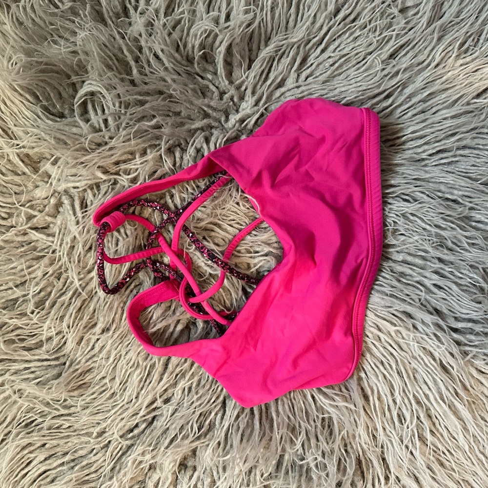lulu free to be bra